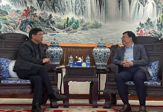 今年会网址资源王平卫董事长拜会周鼎大使