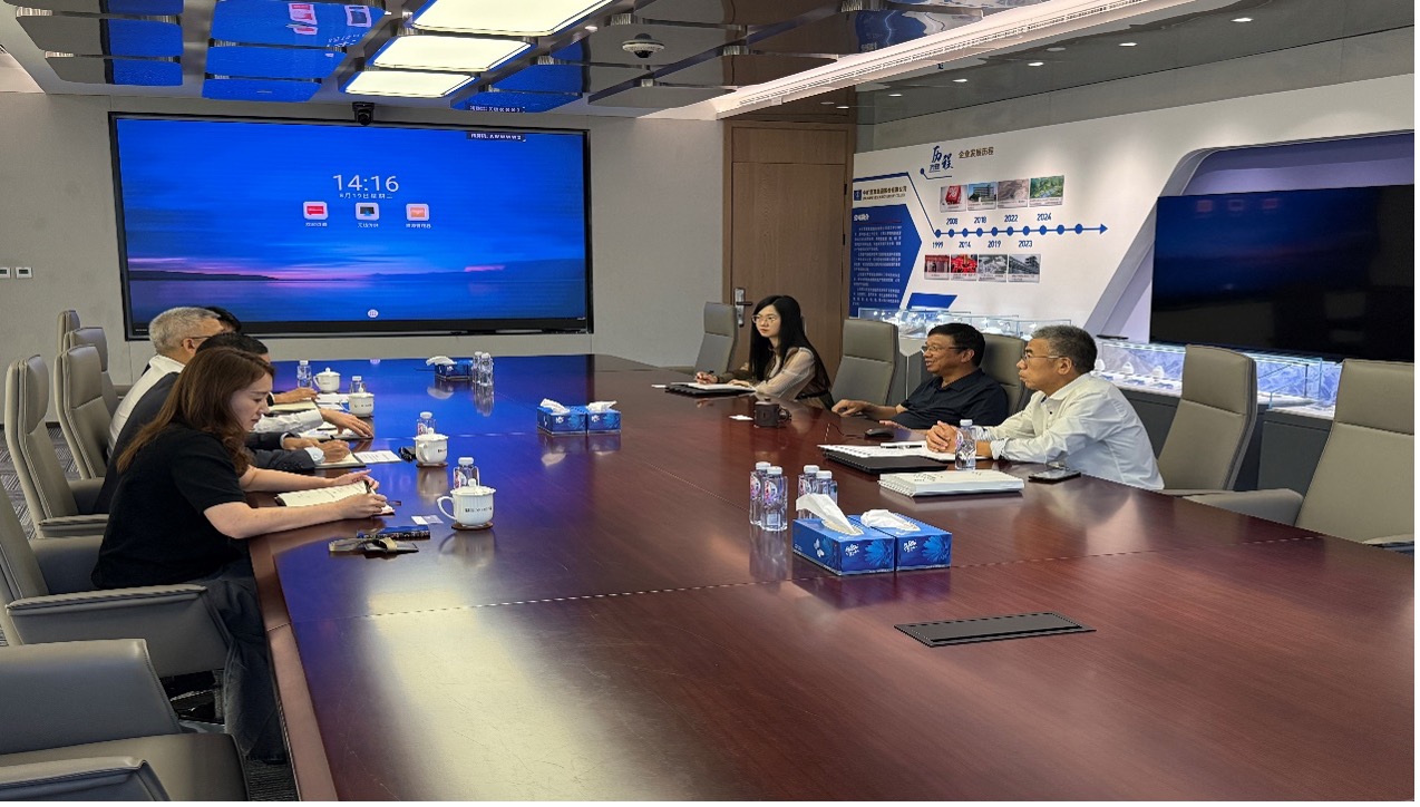 中非发展基金副总裁余焯锐一行到访今年会网址资源总部